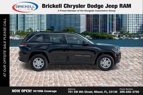 Diamond Black Crystal Pearlcoat 2025 Jeep Grand Cherokee Laredo