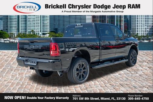 Diamond Black Crystal Pearlcoat 2026 RAM 2500 Laramie