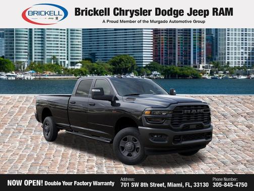 Diamond Black Crystal Pearlcoat 2026 RAM 2500 Tradesman Crew Cab 4x4 8' Box