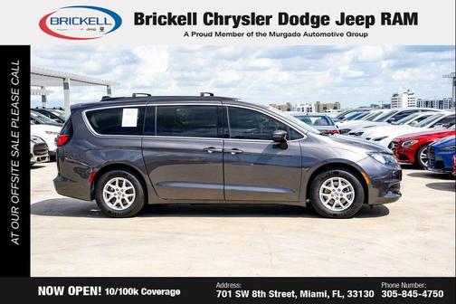 2021 Chrysler Voyager LXI