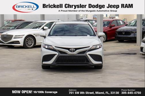 Ice Edge 2023 Toyota Camry SE