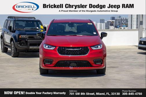 Red Hot Pearlcoat 2026 Chrysler Pacifica L