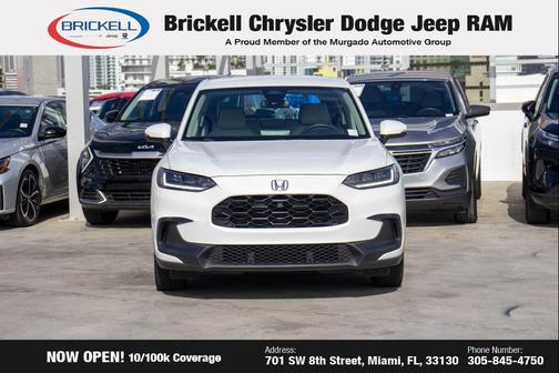 Platinum White Pearl 2023 Honda HR-V LX