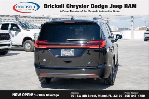 2025 Chrysler Pacifica Hybrid Premium S Appearance Pkg