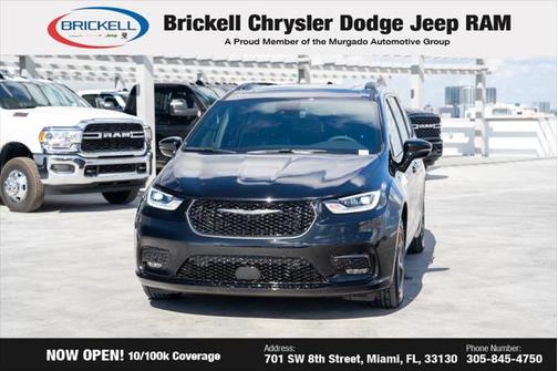 2025 Chrysler Pacifica Hybrid Premium S Appearance Pkg