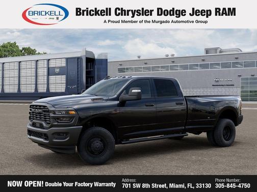 Diamond Black Crystal Pearlcoat 2026 RAM 3500 Tradesman Crew Cab 4x4 8' Box