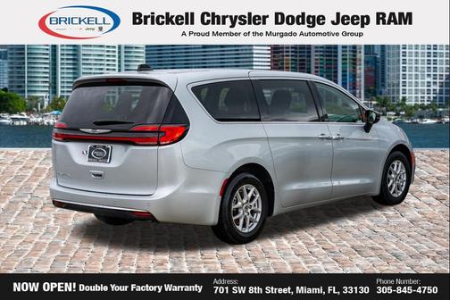 2024 Chrysler Pacifica Touring L