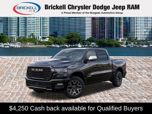 Diamond Black Crystal Pearlcoat 2026 RAM 1500 Laramie