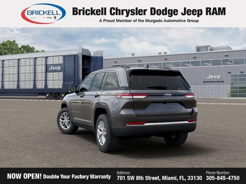 2025 Jeep Grand Cherokee Laredo