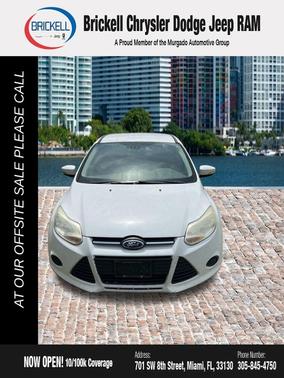 OXFORD WHITE 2014 Ford Focus SE