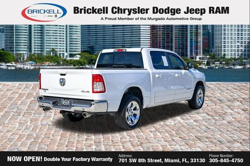 Bright White Clearcoat 2022 RAM 1500 Big Horn/Lone Star