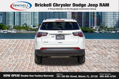 Bright White Clearcoat 2026 Jeep Compass Latitude