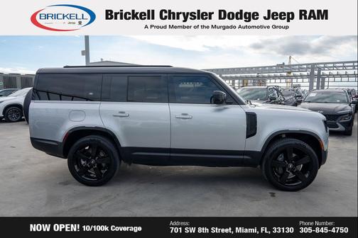 2023 Land Rover Defender 130 SE