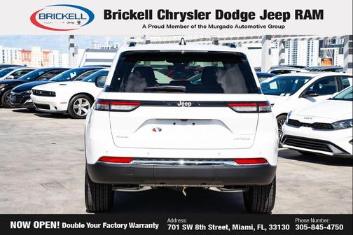 2025 Jeep Grand Cherokee Laredo