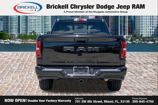 Diamond Black Crystal Pearlcoat 2026 RAM 1500 Big Horn/Lone Star