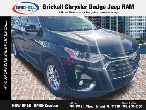 Mosaic Black Metallic 2018 Chevrolet Traverse LT Cloth