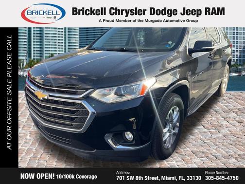 Mosaic Black Metallic 2018 Chevrolet Traverse LT Cloth