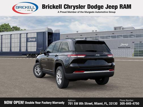 2025 Jeep Grand Cherokee Laredo