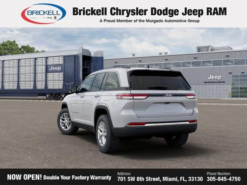 2025 Jeep Grand Cherokee Laredo