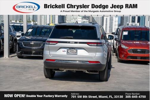 2025 Jeep Grand Cherokee Laredo