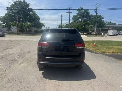 Diamond Black Crystal Pearlcoat 2020 Jeep Grand Cherokee Limited X