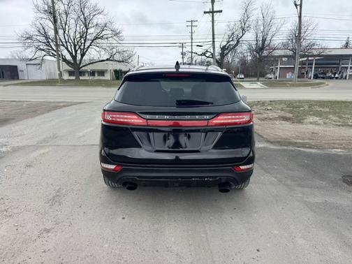 2015 Lincoln MKC Base