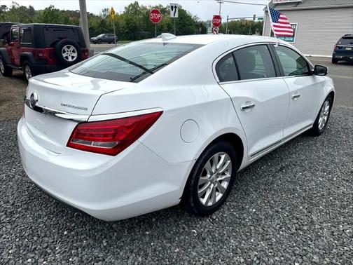 2016 Buick LaCrosse Base