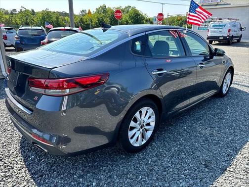 2018 Kia Optima S