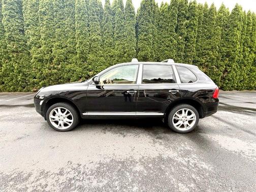 Black 2006 Porsche Cayenne S