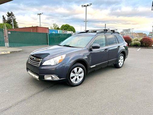 Graphite Gray Metallic 2010 Subaru Outback 2.5i Limited SUV