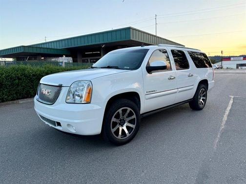 Summit White 2008 GMC Yukon XL 1500 Denali SUV