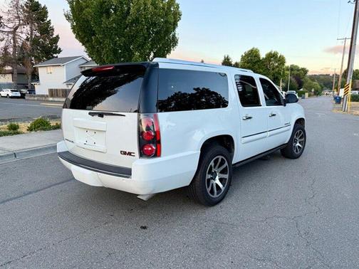 Summit White 2008 GMC Yukon XL 1500 Denali
