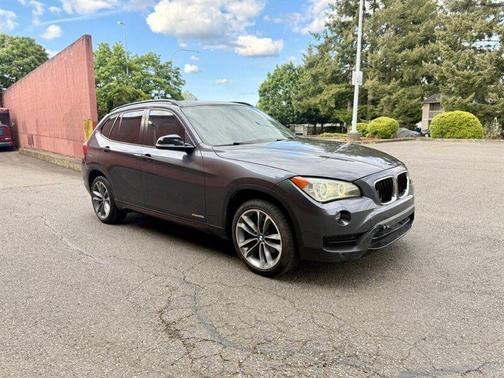 Mineral Gray Metallic 2014 BMW X1 xDrive 28i