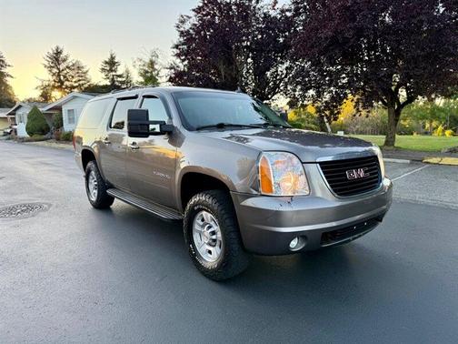 Mocha Steel Metallic 2013 GMC Yukon XL 2500 SLT