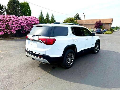Summit White 2018 GMC Acadia SLT-1