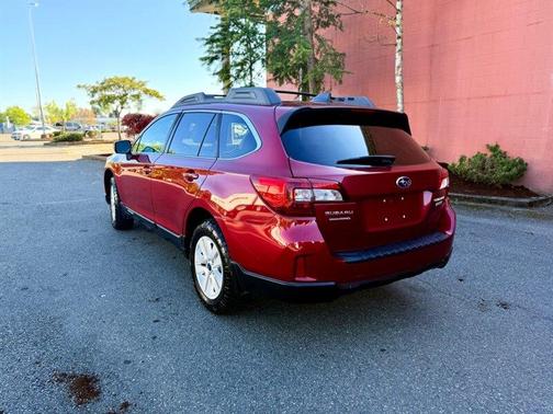 Venetian Red Pearl 2017 Subaru Outback 2.5i Premium