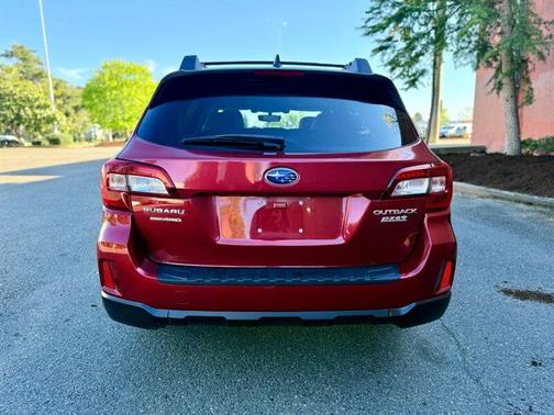 Venetian Red Pearl 2017 Subaru Outback 2.5i Premium
