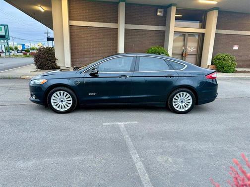 Tuxedo Black Metallic 2014 Ford Fusion Energi SE Luxury