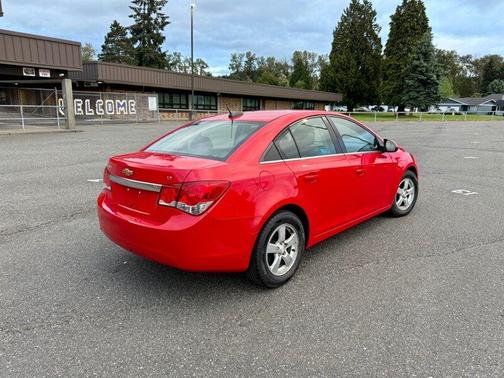 Red 2015 Chevrolet Cruze 1LT