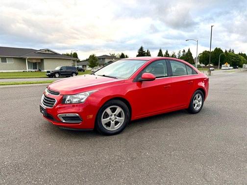 Red 2015 Chevrolet Cruze 1LT