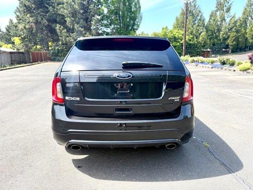 Black 2013 Ford Edge Sport