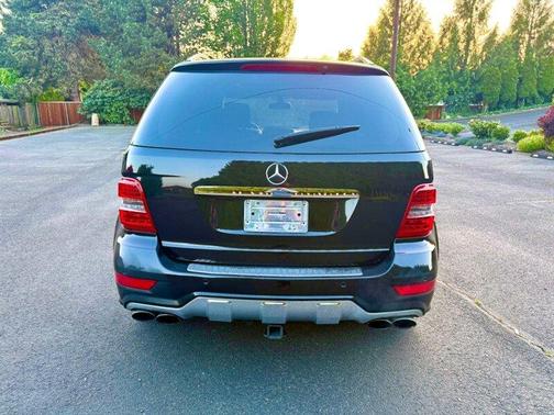 Black 2009 Mercedes-Benz M-Class ML 63 AMG 4MATIC