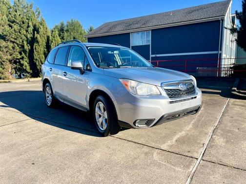 Ice Silver Metallic 2015 Subaru Forester 2.5i Premium