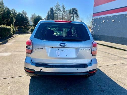 Ice Silver Metallic 2015 Subaru Forester 2.5i Premium