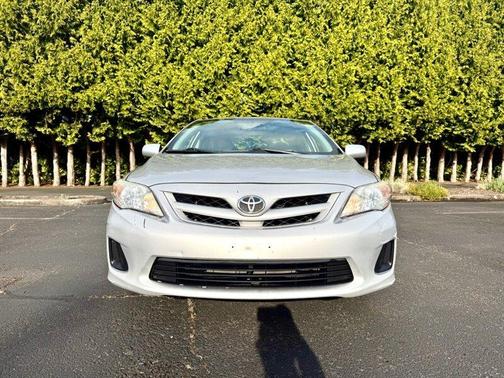 Silver 2012 Toyota Corolla LE