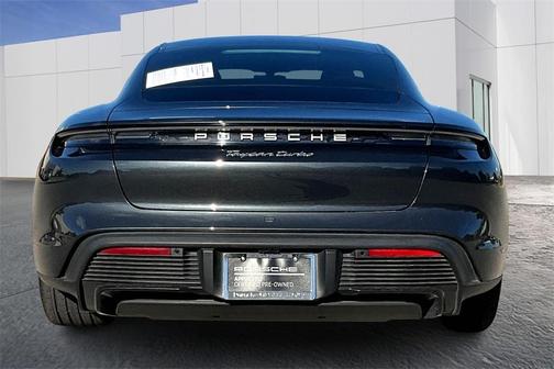 2020 Porsche Taycan Turbo