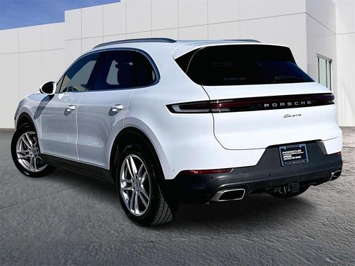 2024 Porsche Cayenne Base