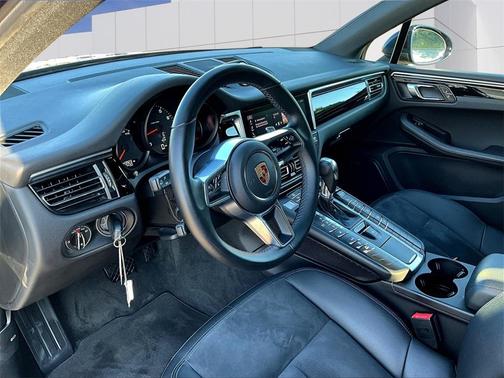 2019 Porsche Macan Base