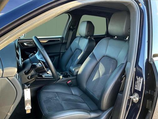 2019 Porsche Macan Base