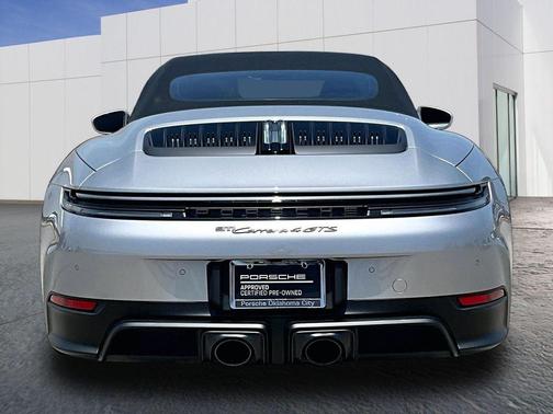 GT Silver Metallic 2026 Porsche 911 Carrera 4 GTS